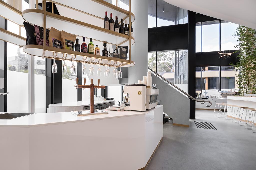 Art Series - The Chen Box Hill Eksteriør bilde The interior of the new building